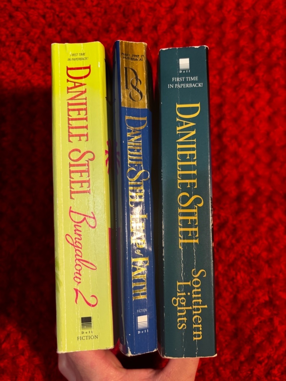 Danielle Steel Romance Bundle - 3 Paperback Novels 📚💋 - Picture 5 of 8